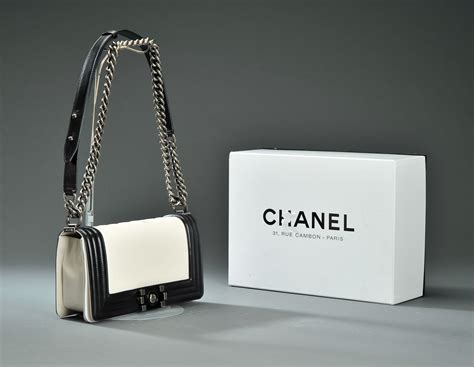 chanel taske boy